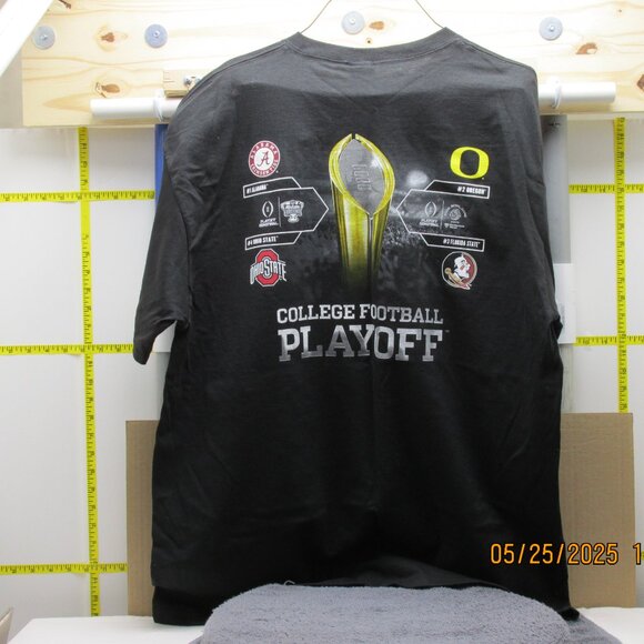 XL NCAA College Football Quest For The Trophy Short Sleeve Shirt-LOC-#098W - Picture 4 of 7